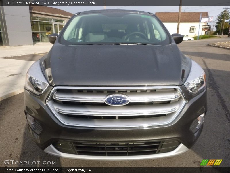 Magnetic / Charcoal Black 2017 Ford Escape SE 4WD