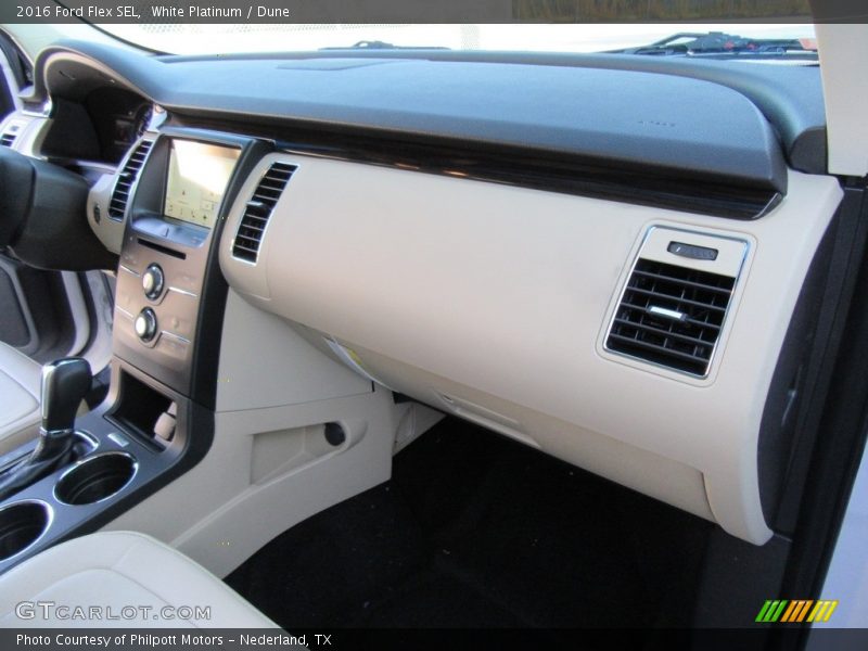 White Platinum / Dune 2016 Ford Flex SEL