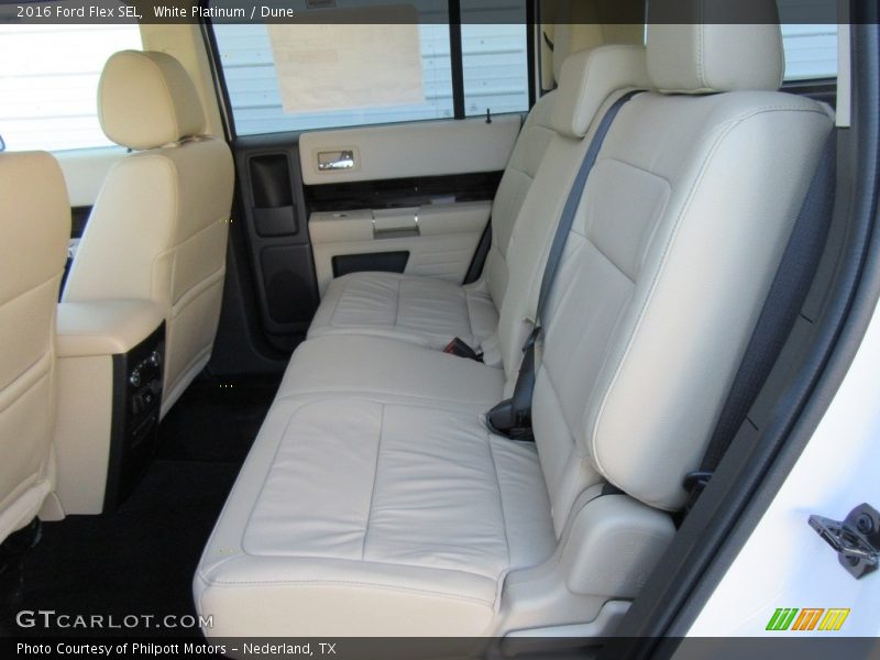 White Platinum / Dune 2016 Ford Flex SEL