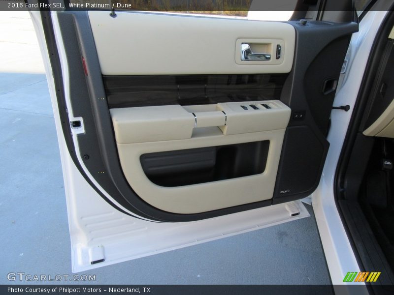 White Platinum / Dune 2016 Ford Flex SEL