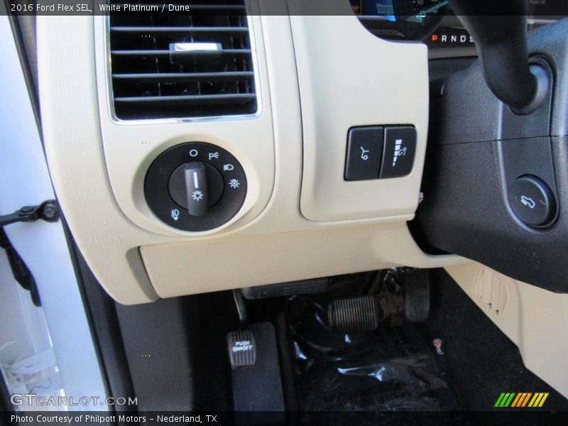 White Platinum / Dune 2016 Ford Flex SEL