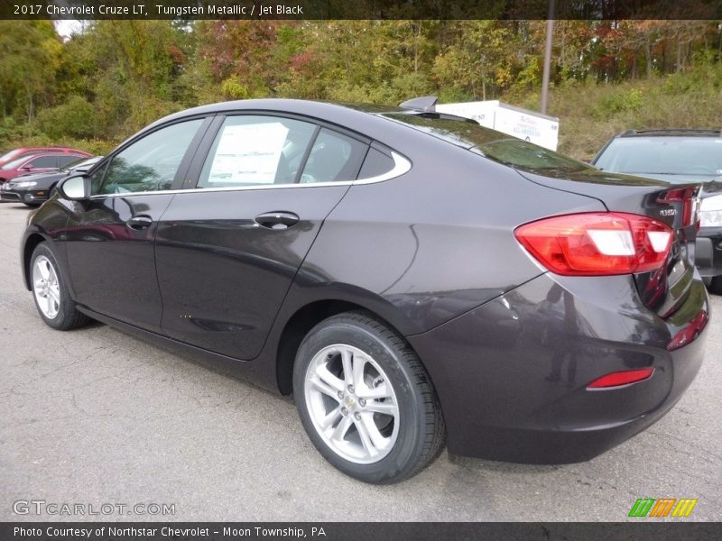 Tungsten Metallic / Jet Black 2017 Chevrolet Cruze LT