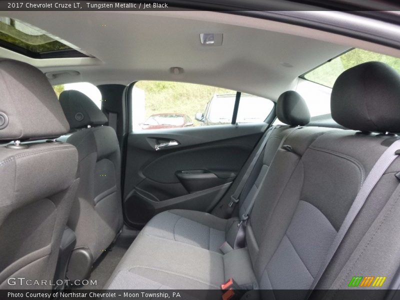 Tungsten Metallic / Jet Black 2017 Chevrolet Cruze LT