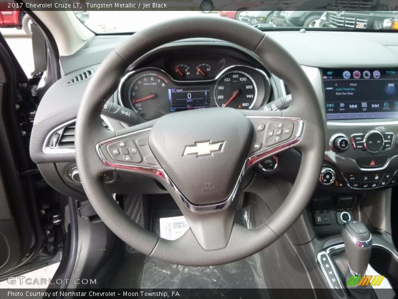 Tungsten Metallic / Jet Black 2017 Chevrolet Cruze LT