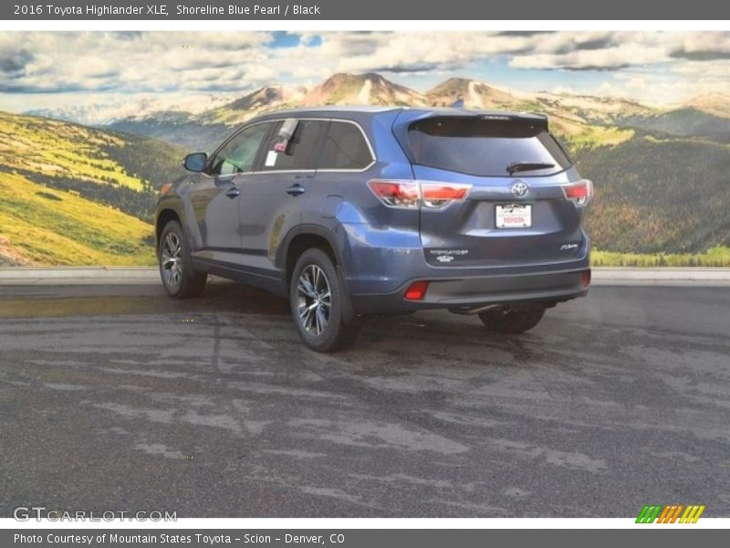 Shoreline Blue Pearl / Black 2016 Toyota Highlander XLE