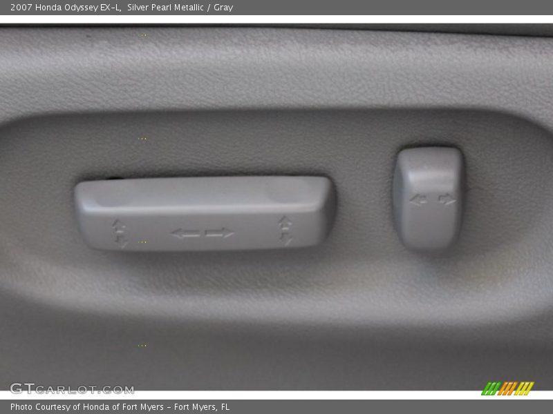 Silver Pearl Metallic / Gray 2007 Honda Odyssey EX-L