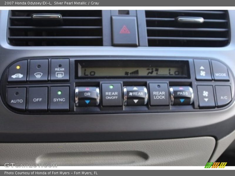 Silver Pearl Metallic / Gray 2007 Honda Odyssey EX-L
