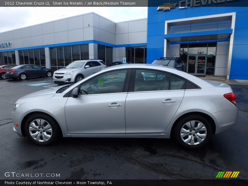 Silver Ice Metallic / Jet Black/Medium Titanium 2012 Chevrolet Cruze LS
