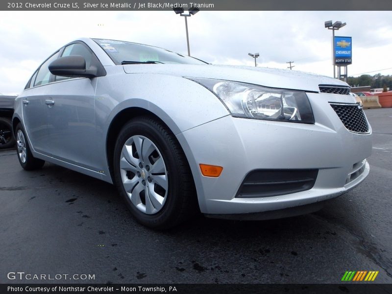 Silver Ice Metallic / Jet Black/Medium Titanium 2012 Chevrolet Cruze LS