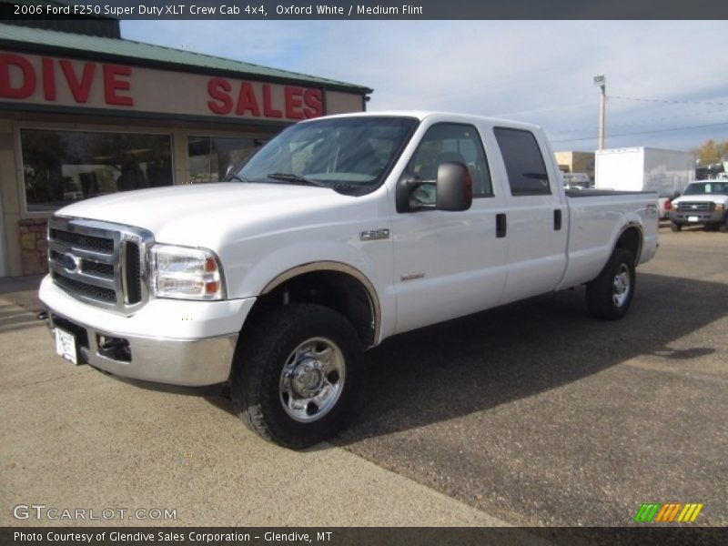 Oxford White / Medium Flint 2006 Ford F250 Super Duty XLT Crew Cab 4x4