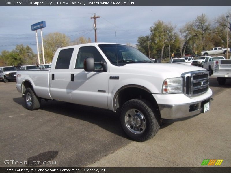 Oxford White / Medium Flint 2006 Ford F250 Super Duty XLT Crew Cab 4x4