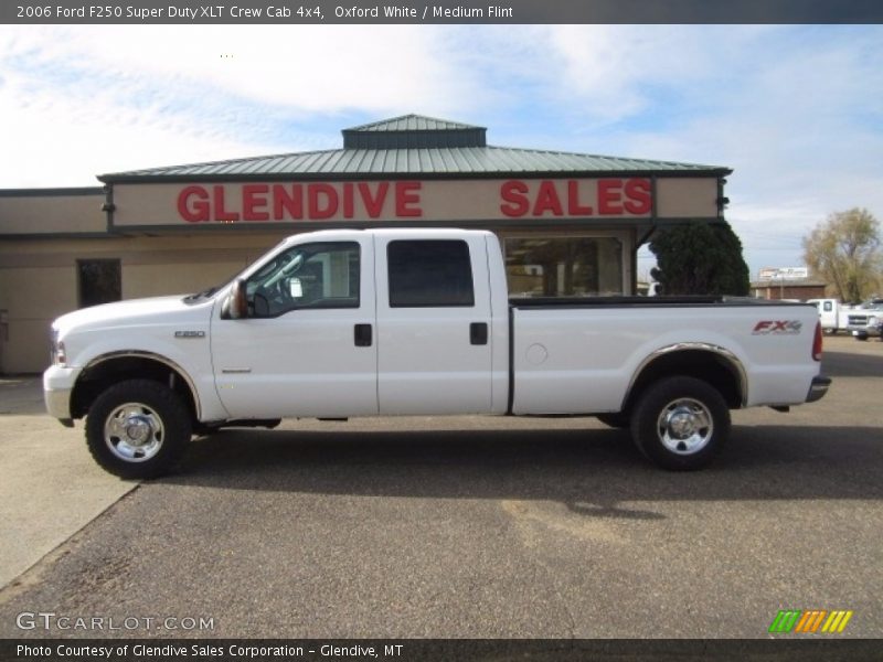 Oxford White / Medium Flint 2006 Ford F250 Super Duty XLT Crew Cab 4x4
