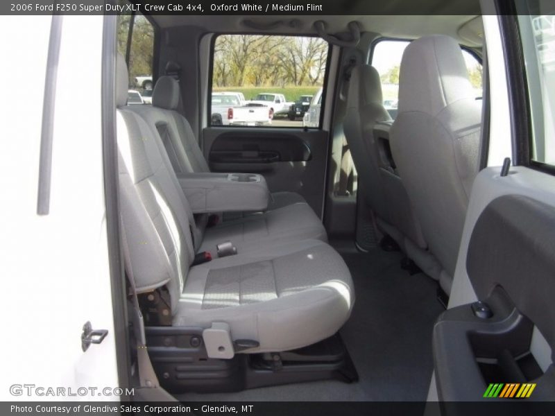 Oxford White / Medium Flint 2006 Ford F250 Super Duty XLT Crew Cab 4x4