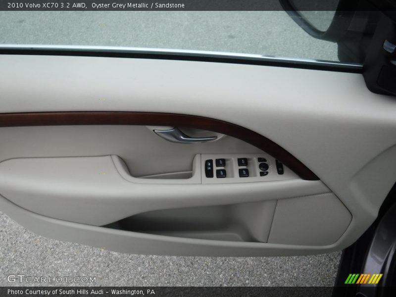 Oyster Grey Metallic / Sandstone 2010 Volvo XC70 3.2 AWD