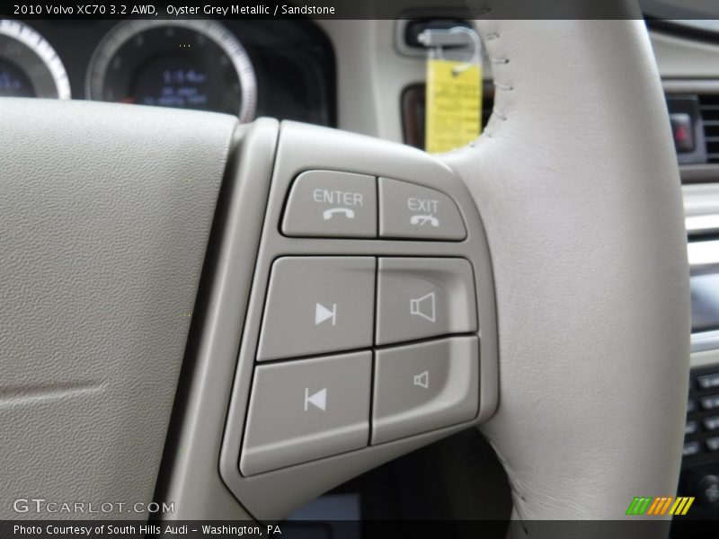 Oyster Grey Metallic / Sandstone 2010 Volvo XC70 3.2 AWD