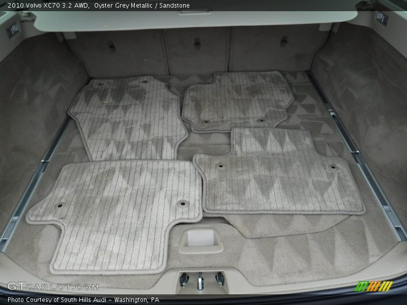 Oyster Grey Metallic / Sandstone 2010 Volvo XC70 3.2 AWD