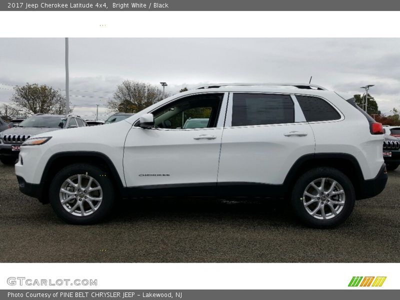 Bright White / Black 2017 Jeep Cherokee Latitude 4x4