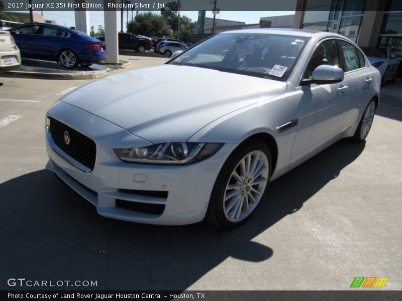 Rhodium Silver / Jet 2017 Jaguar XE 35t First Edition