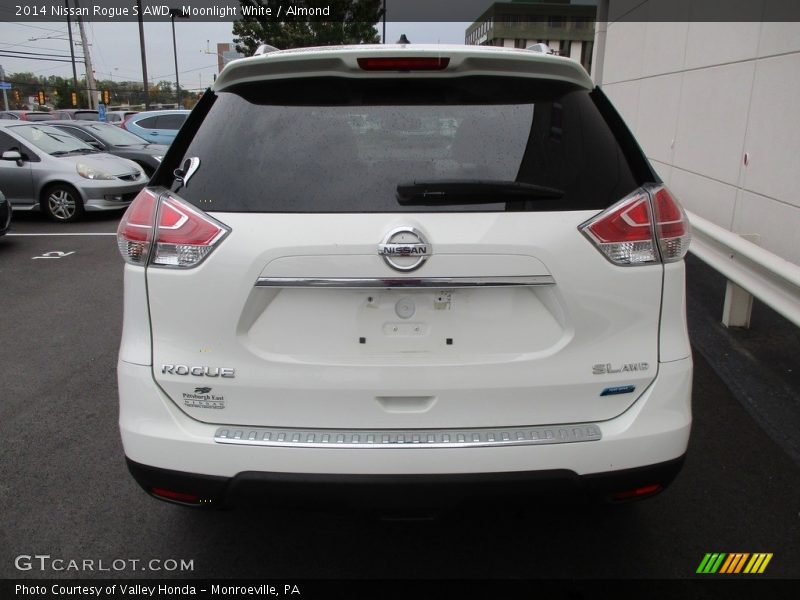 Moonlight White / Almond 2014 Nissan Rogue S AWD