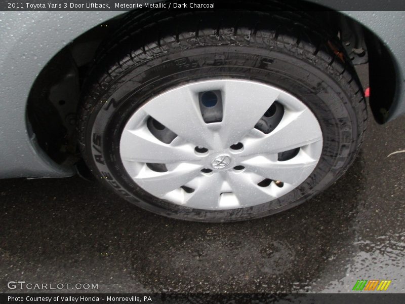 Meteorite Metallic / Dark Charcoal 2011 Toyota Yaris 3 Door Liftback