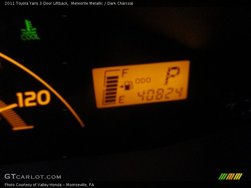 Meteorite Metallic / Dark Charcoal 2011 Toyota Yaris 3 Door Liftback