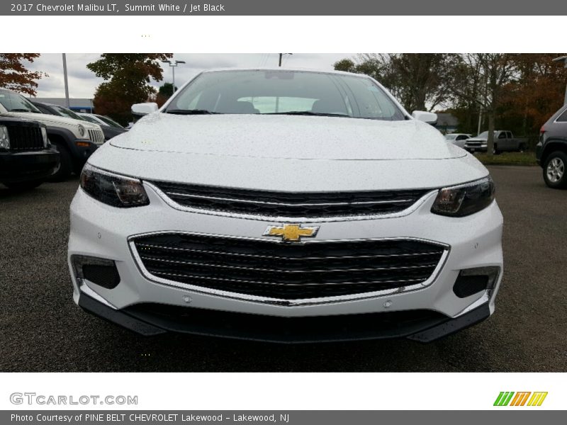 Summit White / Jet Black 2017 Chevrolet Malibu LT