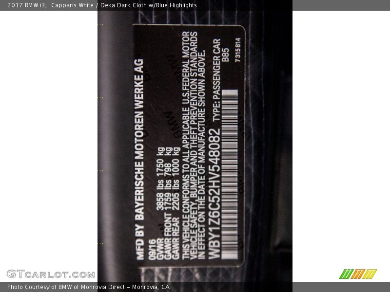 Capparis White / Deka Dark Cloth w/Blue Highlights 2017 BMW i3