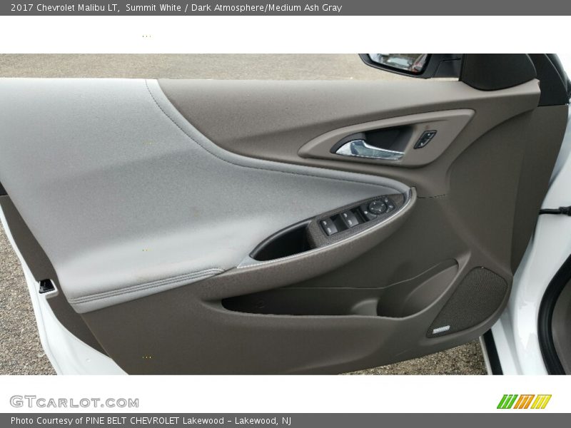 Summit White / Dark Atmosphere/Medium Ash Gray 2017 Chevrolet Malibu LT