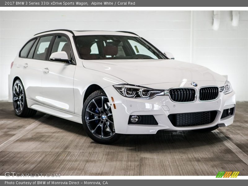 Front 3/4 View of 2017 3 Series 330i xDrive Sports Wagon