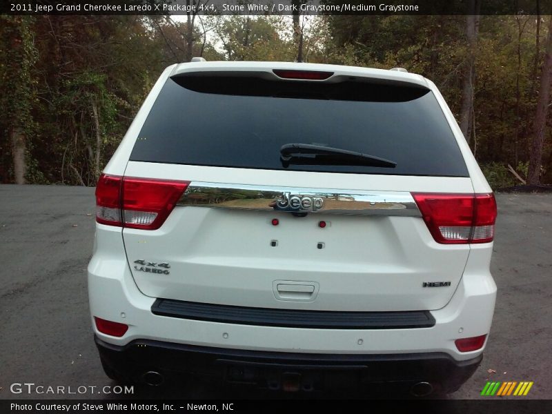 Stone White / Dark Graystone/Medium Graystone 2011 Jeep Grand Cherokee Laredo X Package 4x4