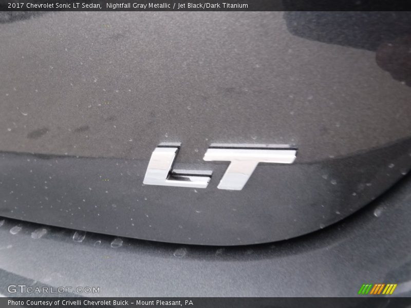 Nightfall Gray Metallic / Jet Black/Dark Titanium 2017 Chevrolet Sonic LT Sedan