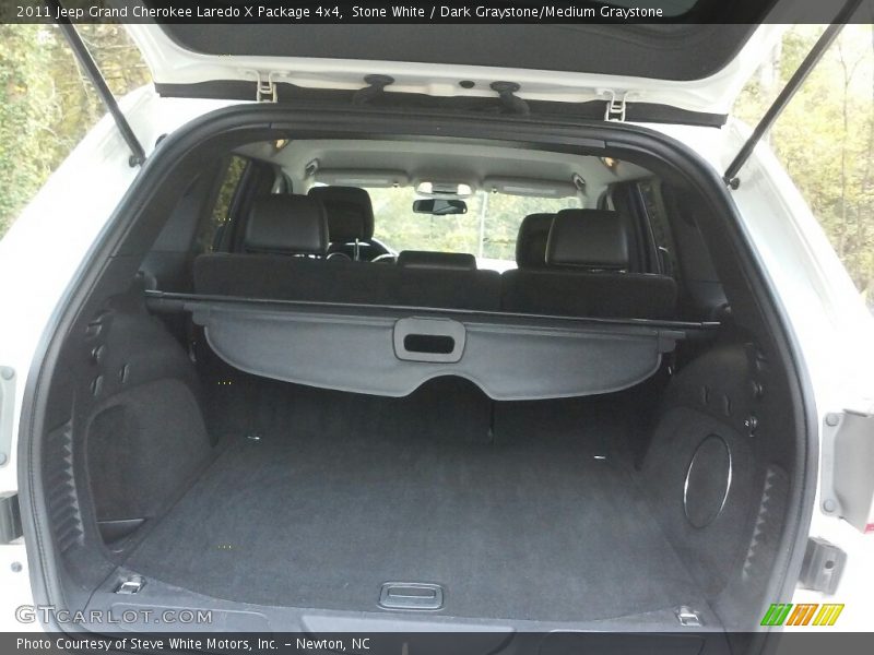 Stone White / Dark Graystone/Medium Graystone 2011 Jeep Grand Cherokee Laredo X Package 4x4