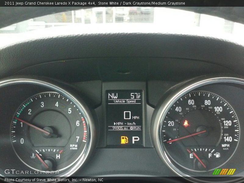 Stone White / Dark Graystone/Medium Graystone 2011 Jeep Grand Cherokee Laredo X Package 4x4
