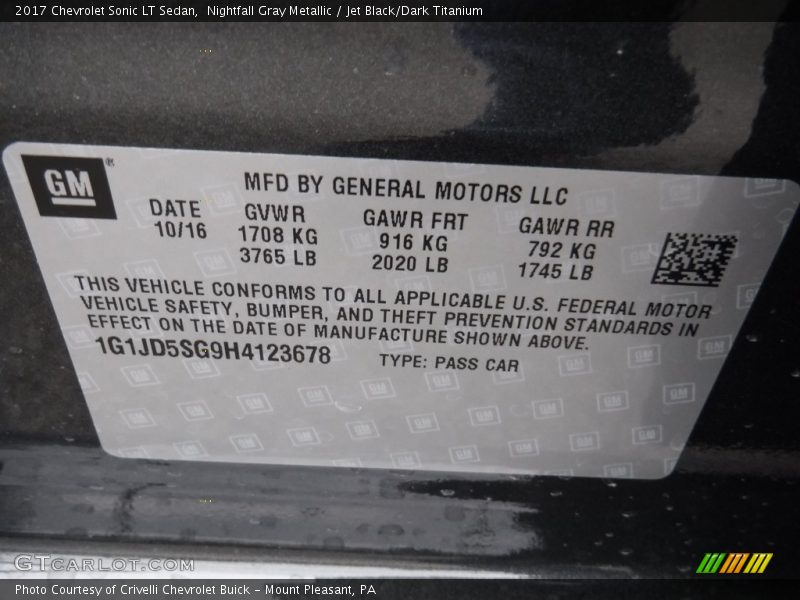 Nightfall Gray Metallic / Jet Black/Dark Titanium 2017 Chevrolet Sonic LT Sedan