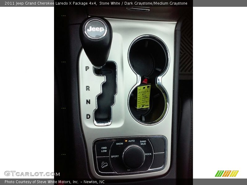 Stone White / Dark Graystone/Medium Graystone 2011 Jeep Grand Cherokee Laredo X Package 4x4