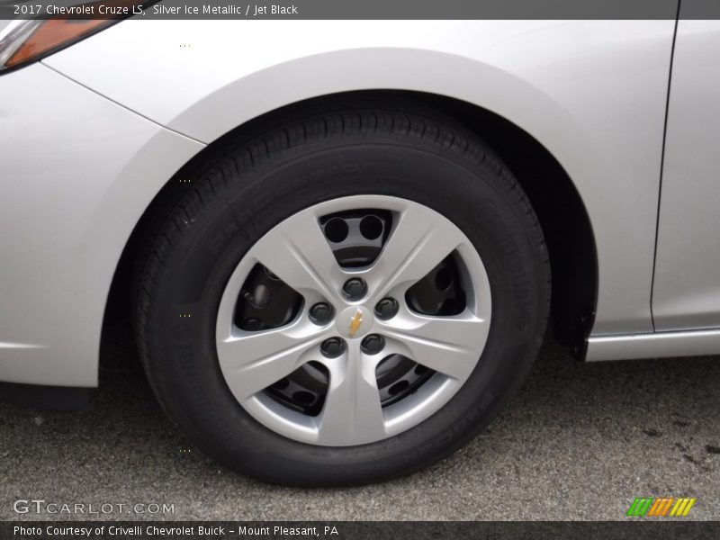 Silver Ice Metallic / Jet Black 2017 Chevrolet Cruze LS