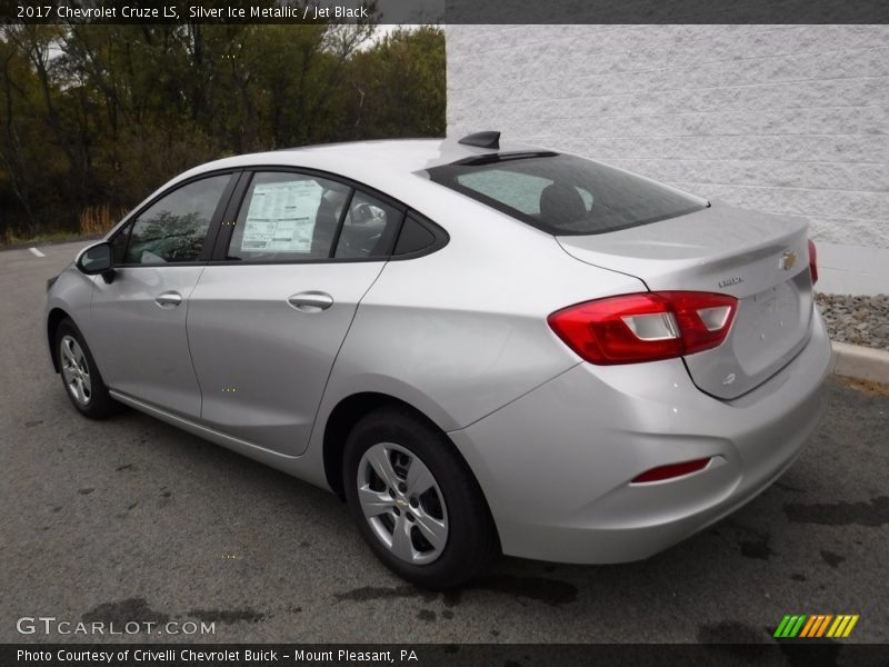 Silver Ice Metallic / Jet Black 2017 Chevrolet Cruze LS