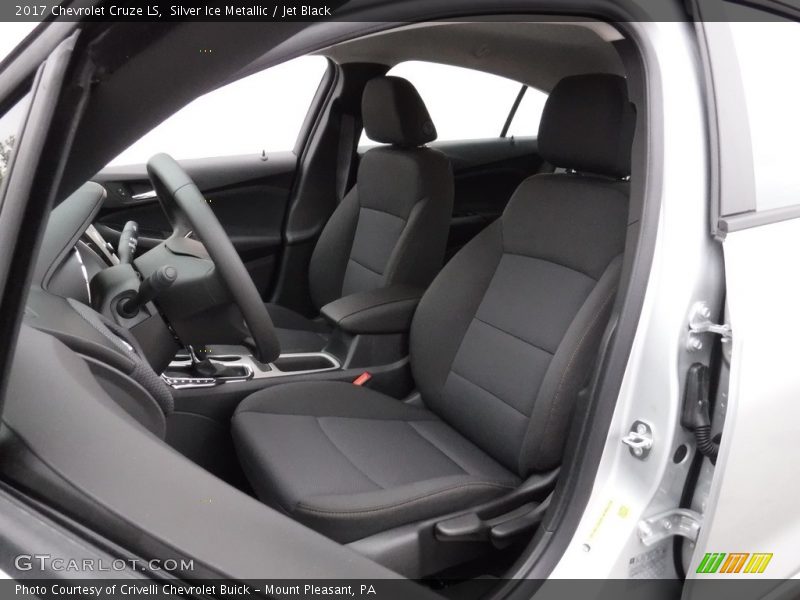 Silver Ice Metallic / Jet Black 2017 Chevrolet Cruze LS