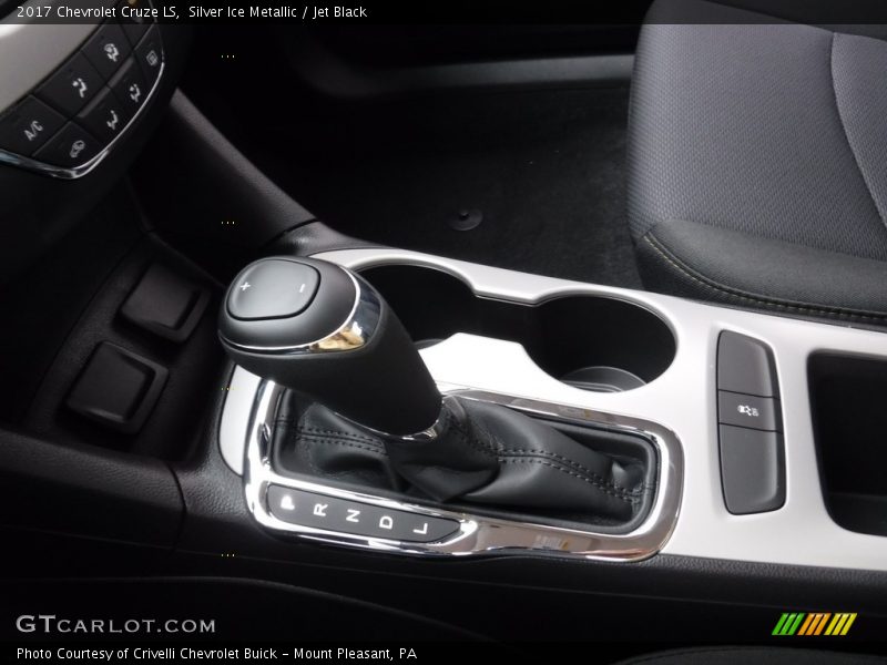 Silver Ice Metallic / Jet Black 2017 Chevrolet Cruze LS