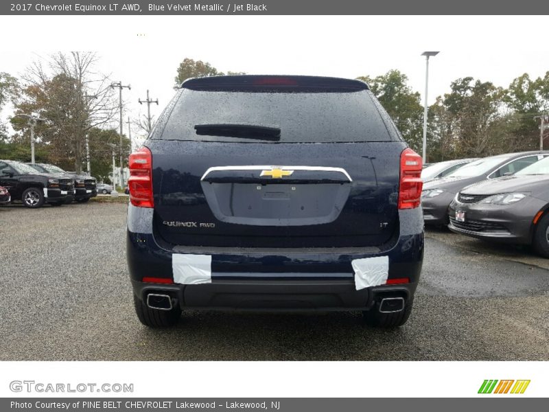 Blue Velvet Metallic / Jet Black 2017 Chevrolet Equinox LT AWD