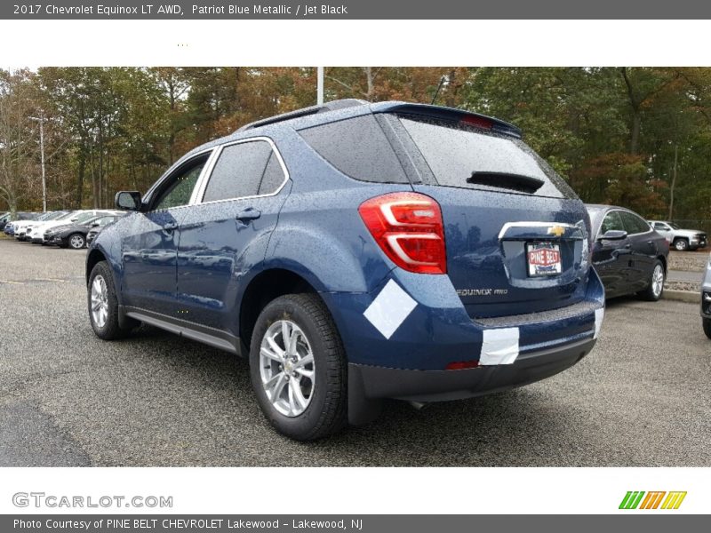Patriot Blue Metallic / Jet Black 2017 Chevrolet Equinox LT AWD