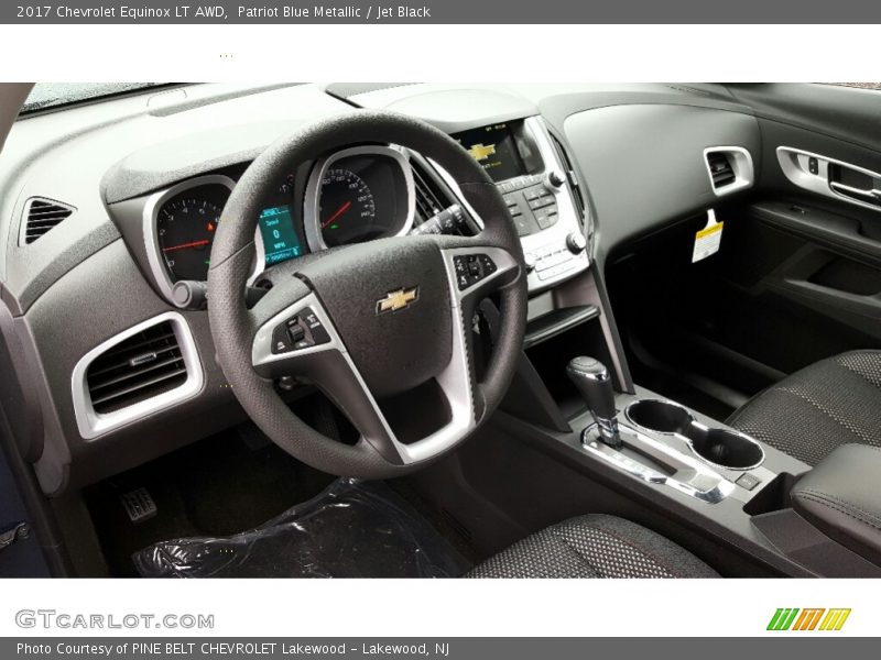 Patriot Blue Metallic / Jet Black 2017 Chevrolet Equinox LT AWD