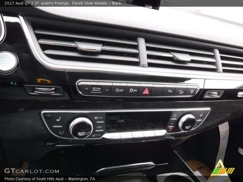 Florett Silver Metallic / Black 2017 Audi Q7 3.0T quattro Prestige