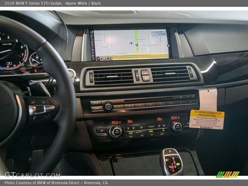 Alpine White / Black 2016 BMW 5 Series 535i Sedan