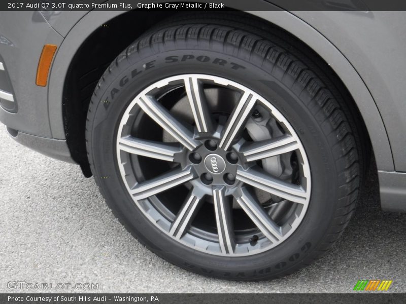 Graphite Gray Metallic / Black 2017 Audi Q7 3.0T quattro Premium Plus