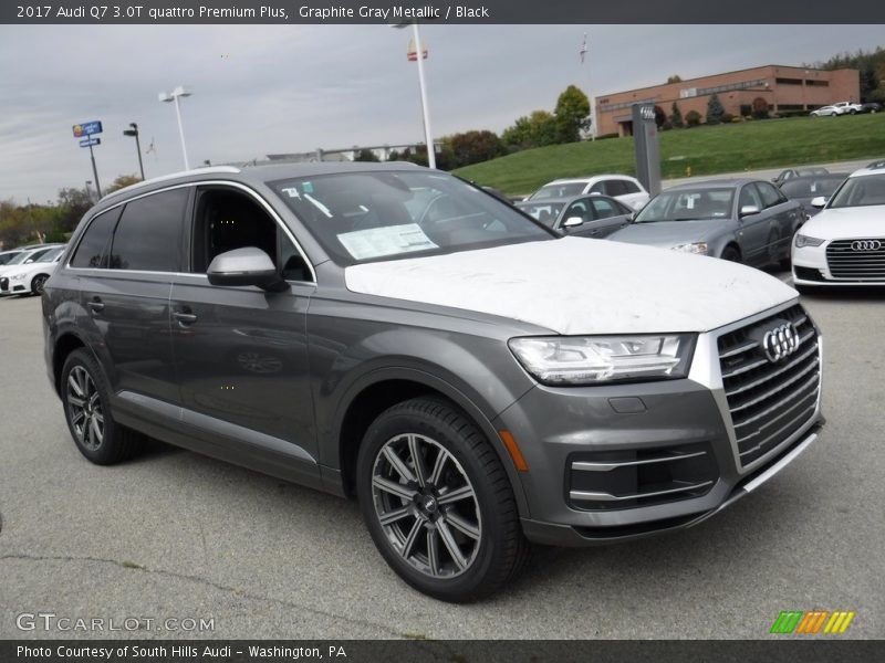 Graphite Gray Metallic / Black 2017 Audi Q7 3.0T quattro Premium Plus