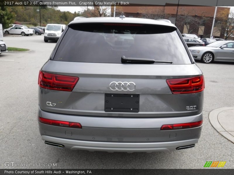 Graphite Gray Metallic / Black 2017 Audi Q7 3.0T quattro Premium Plus
