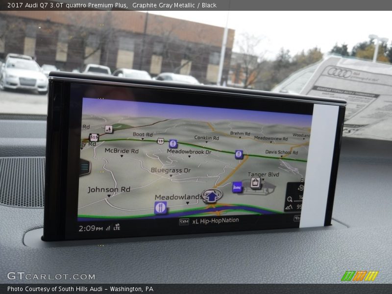 Graphite Gray Metallic / Black 2017 Audi Q7 3.0T quattro Premium Plus