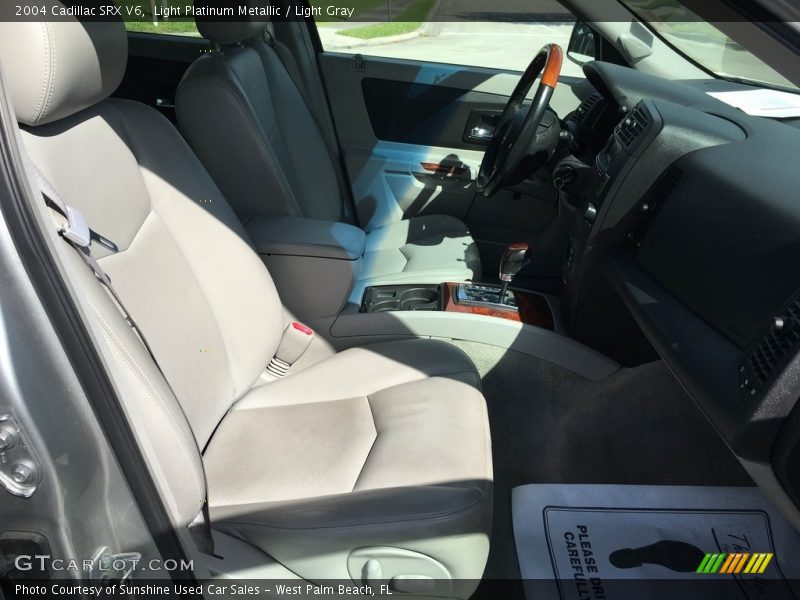 Light Platinum Metallic / Light Gray 2004 Cadillac SRX V6