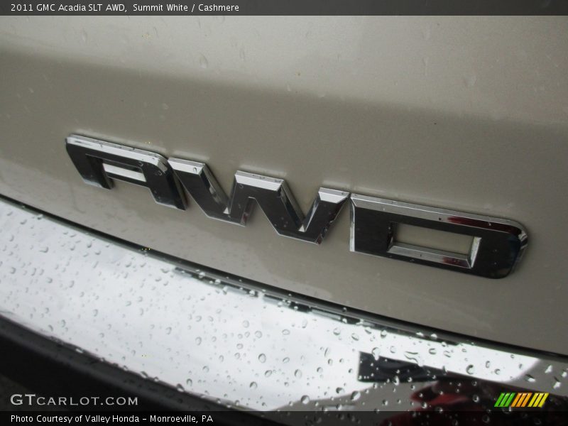 Summit White / Cashmere 2011 GMC Acadia SLT AWD